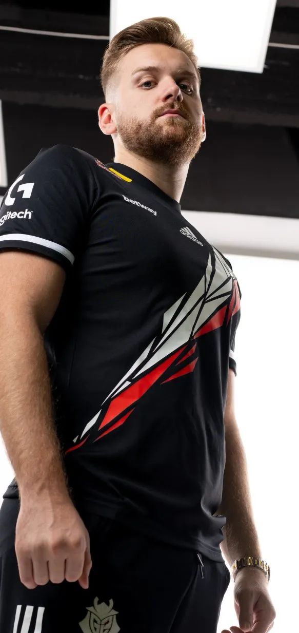 未来科技：解析“分布式身份隐私保护”在合法博彩中的平衡逻辑。（合法博彩场景下的分布式身份：隐私保护与合规性的平衡解析）